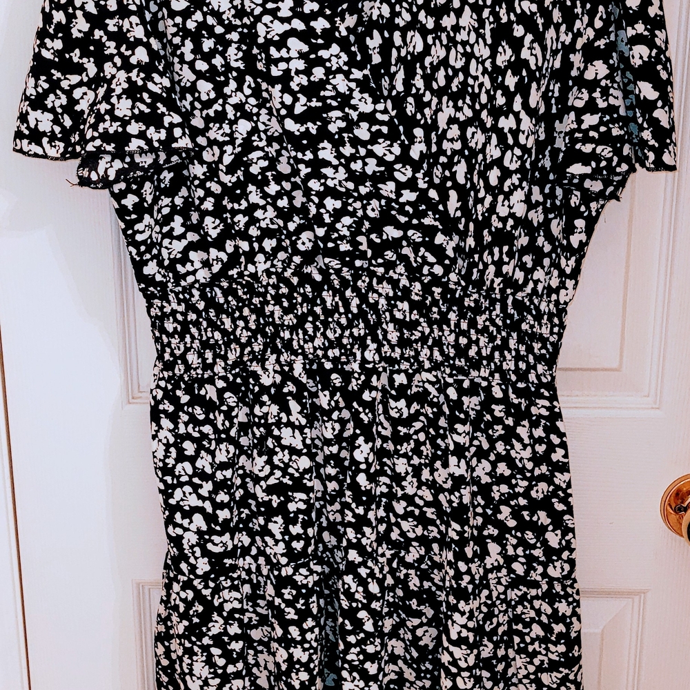 Alina's Exclusives Size xl BLACK/WHITE Summer Ditzy Pattern Summer Weight Dress